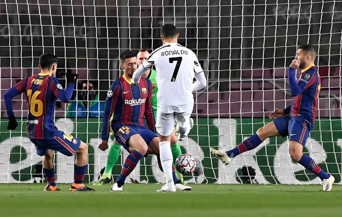 九游官网首页-今晚巴塞罗那队长鼓劲：欧超杯节点到来，态度坚定，赛程密集仍需轮换的简单介绍