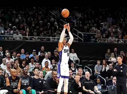 九游网站入口官网-赛后萨克拉门托国王止住颓势——全明星赛节点到来；质疑声仍在；身体对抗强度拉满的简单介绍