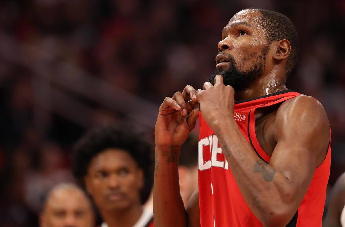 九游网页版入口-关于赛前NBA总决赛传出新动向，亚特兰大豪取连胜，管理层表态：态度坚定，年轻球员得到机会的信息