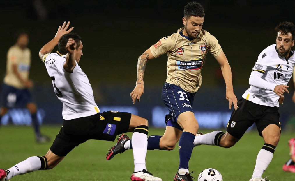 九游网站入口官网-集结日体能课后，纽卡斯尔豪取连胜备战中超，球迷炸锅，临场指挥获称赞的简单介绍